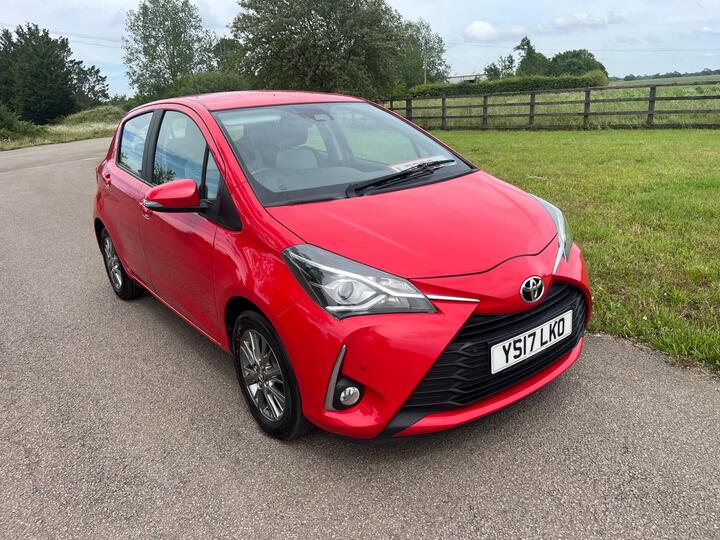 Toyota Yaris 1.5 VVT-i Icon Tech Euro 6 5dr