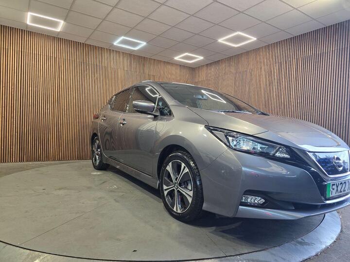 Nissan Leaf 40kWh Tekna Auto 5dr