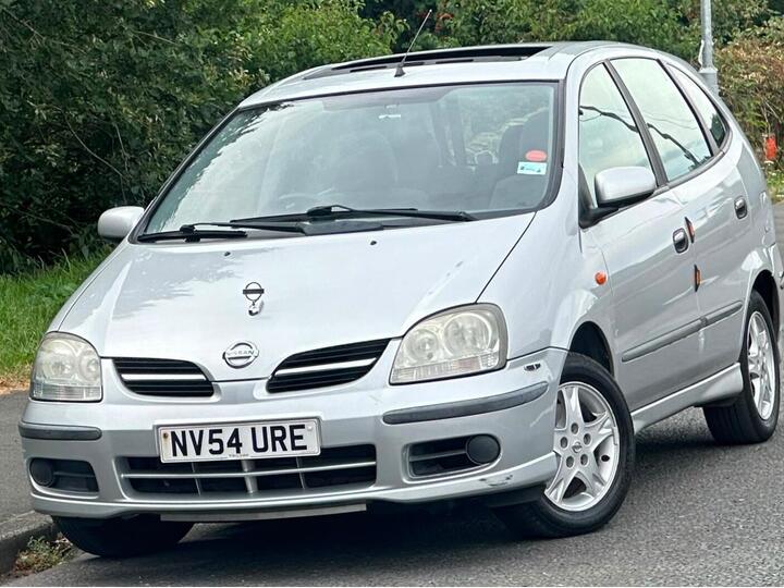 Nissan Almera Tino 1.8 SE 5dr