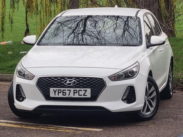 Hyundai I30 1.4 T-GDi Blue Drive SE Nav DCT Euro 6 (s/s) 5dr Hyundai I30 1.4 T-GDi Blue Drive SE Nav DCT Euro 6 (s/s) 5dr