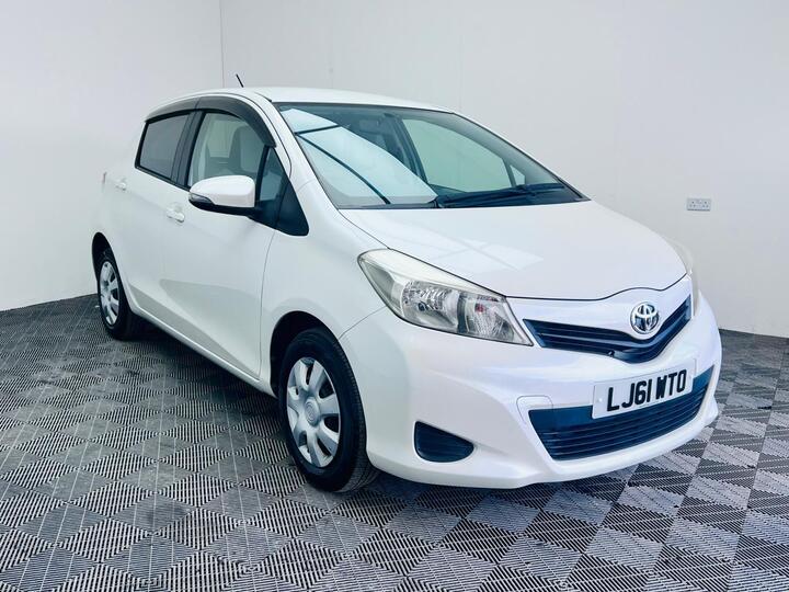 Toyota Yaris 1.33 Dual VVT-i Icon Hatchback 5dr Petrol Multidrive S Euro 5 (99 Ps)