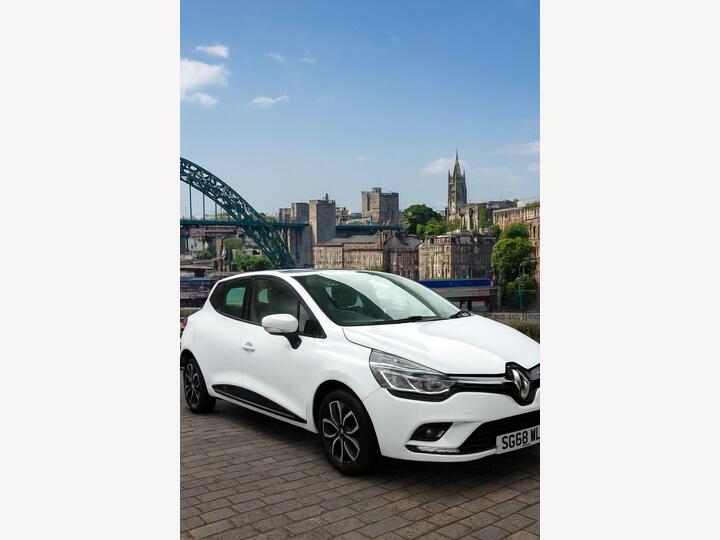 Renault Clio 0.9 TCe Play Euro 6 (s/s) 5dr