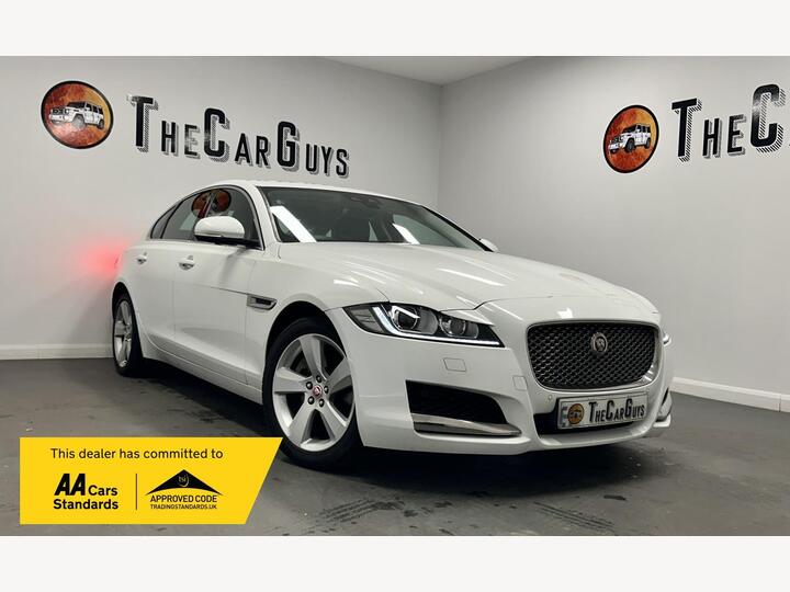 Jaguar XF 2.0i Portfolio Auto Euro 6 (s/s) 4dr