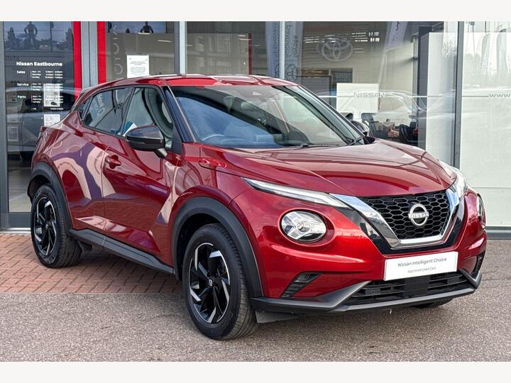 Nissan Juke 1.0 DIG-T N-Connecta Euro 6 (s/s) 5dr Nissan Juke 1.0 DIG-T N-Connecta Euro 6 (s/s) 5dr