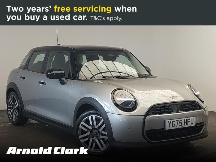 MINI Cooper 1.5C Classic Steptronic Euro 6 (s/s) 5dr