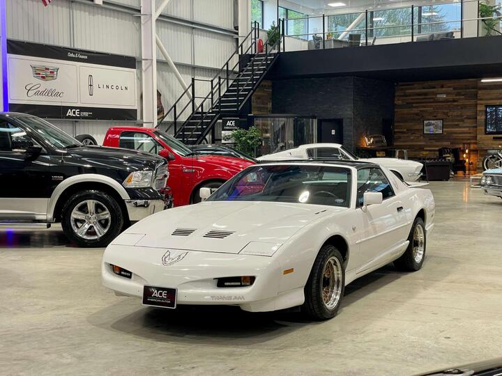 Pontiac Trans AM 5.0L V8 Auto T Top