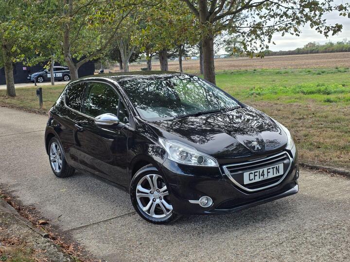 Peugeot 208 1.2 VTi PureTech Allure Euro 5 3dr