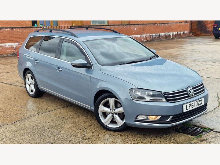 Volkswagen Passat 1.6 TDI BlueMotion Tech SE Euro 5 (s/s) 5dr