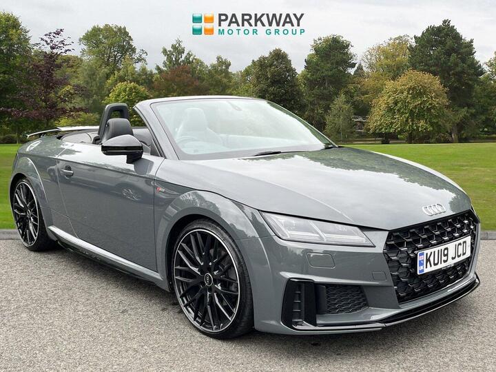 Audi TT 2.0 TFSI 40 Black Edition Roadster S Tronic Euro 6 (s/s) 2dr