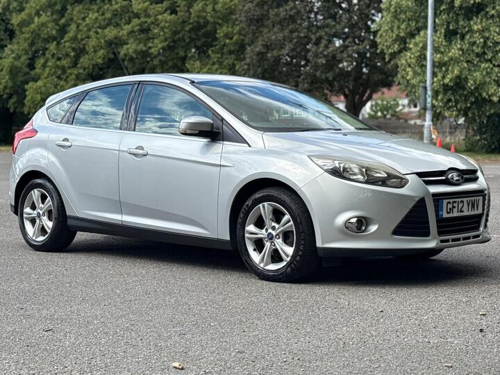 Ford Focus 1.6 Zetec Euro 5 5dr