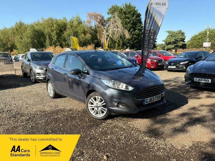 Ford Fiesta 1.0T EcoBoost Zetec Euro 5 (s/s) 5dr