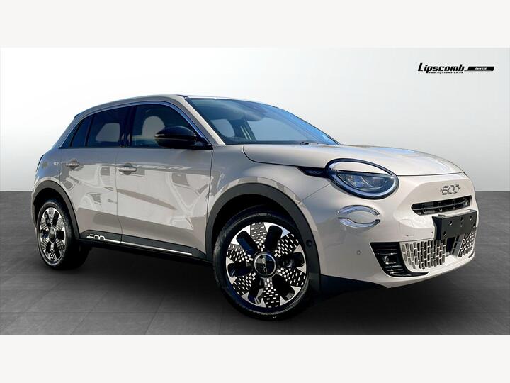 Fiat 600 54kWh La Prima Auto 5dr