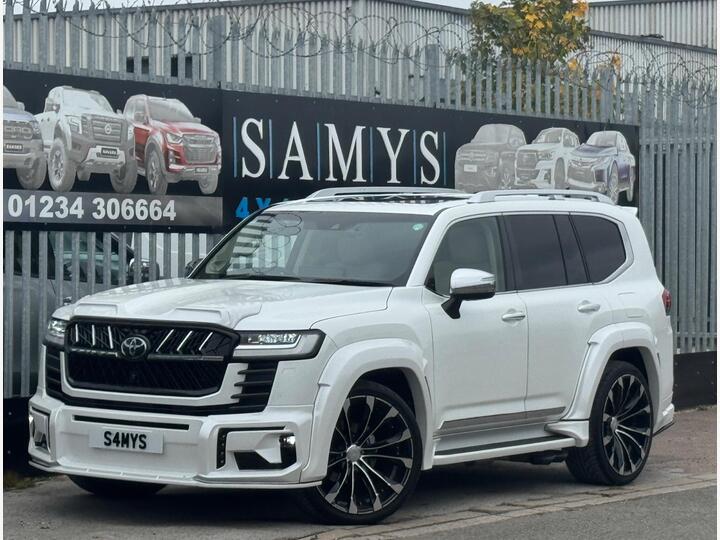 Toyota Land Cruiser LC300 ZX 3.5 WALD BLACK BISON EDT 7 SEAT