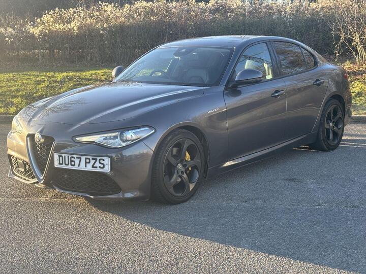 Alfa Romeo GIULIA 2.0T Veloce Auto Euro 6 (s/s) 4dr Alfa Romeo GIULIA 2.0T Veloce Auto Euro 6 (s/s) 4dr