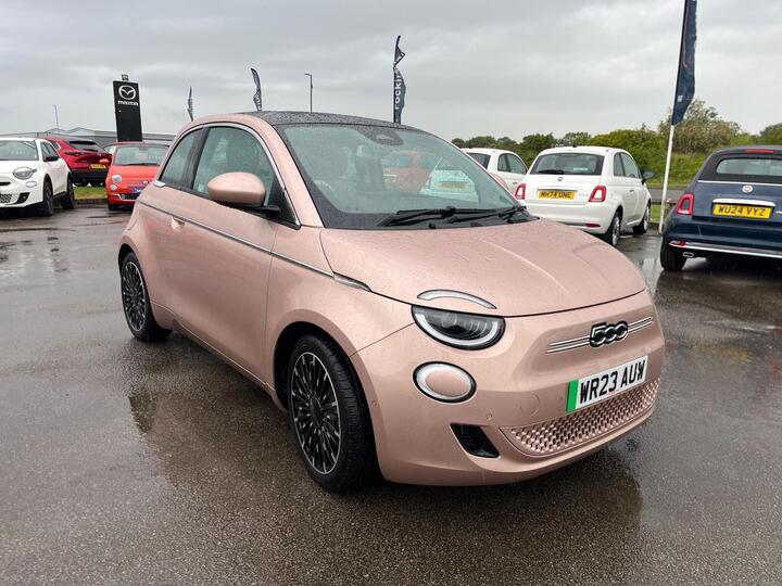 Fiat 500e 42kWh La Prima Auto 3dr