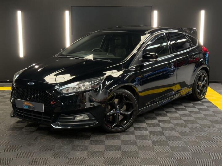 Ford Focus 2.0T EcoBoost ST-2 Euro 6 (s/s) 5dr