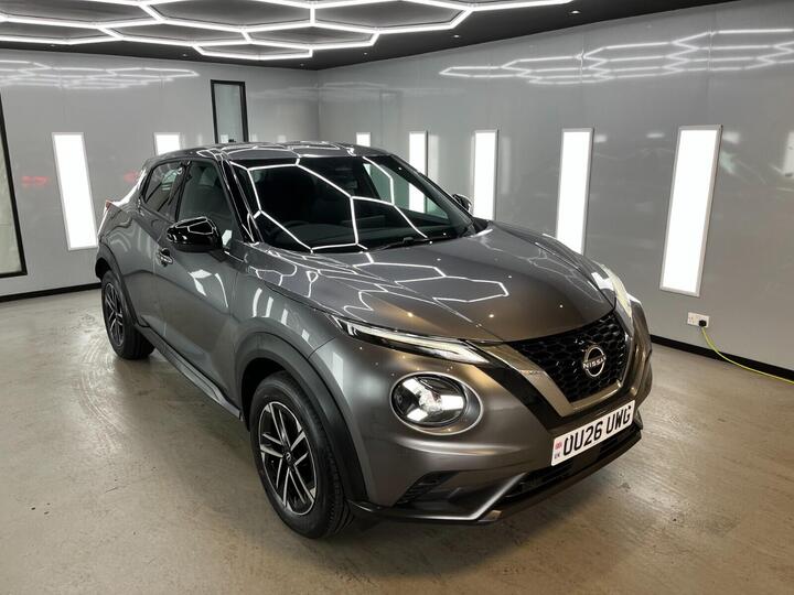 Nissan Juke 1.0 DIG-T N-Connecta Euro 6 (s/s) 5dr