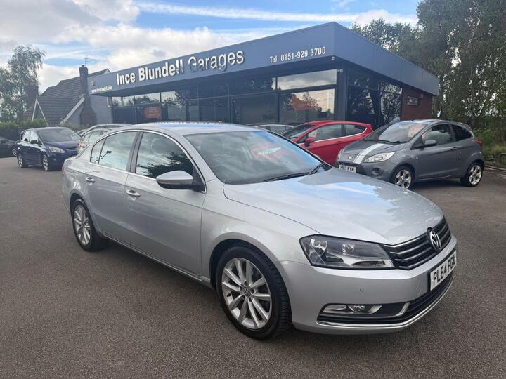 Volkswagen PASSAT 2.0 TDI BlueMotion Tech Executive Euro 5 (s/s) 4dr