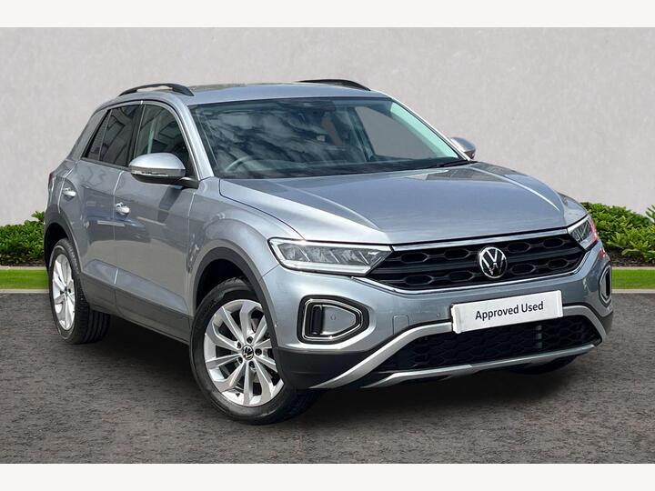 Volkswagen T-roc 1.5 TSI Match Euro 6 (s/s) 5dr Volkswagen T-roc 1.5 TSI Match Euro 6 (s/s) 5dr