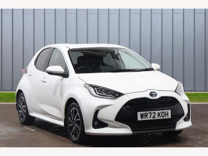 Toyota Yaris 1.5 VVT-h Design E-CVT Euro 6 (s/s) 5dr