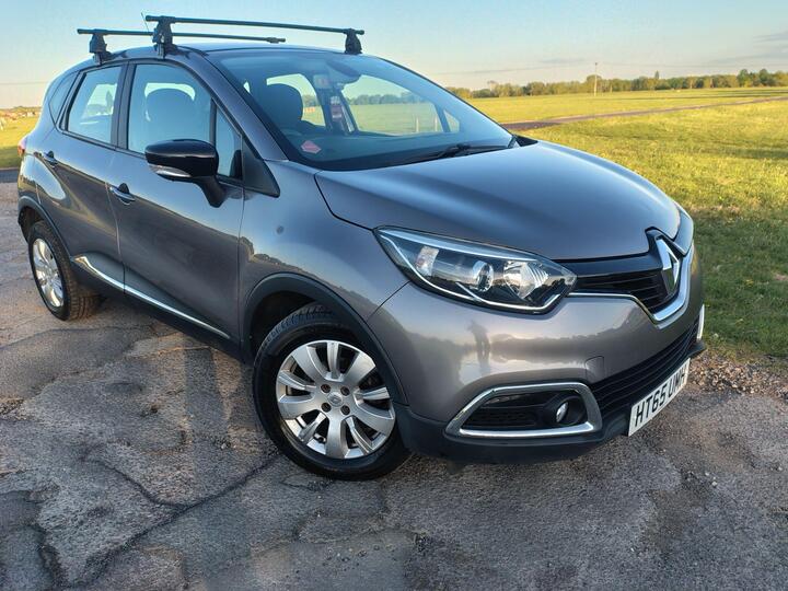 Renault Captur 0.9 TCe ENERGY Expression + Euro 6 (s/s) 5dr
