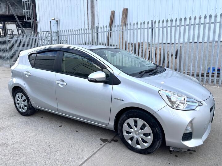 Toyota Aqua N/A