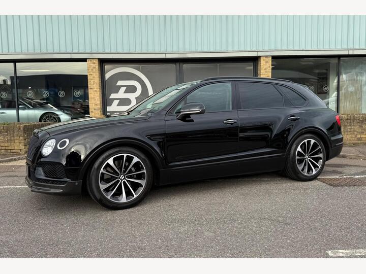 Bentley Bentayga 4.0 V8 Auto 4WD Euro 6 (s/s) 5dr Bentley Bentayga 4.0 V8 Auto 4WD Euro 6 (s/s) 5dr