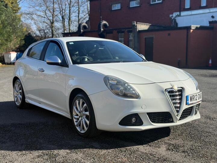 Alfa Romeo GIULIETTA 2.0 JTDM-2 Veloce Euro 5 (s/s) 5dr