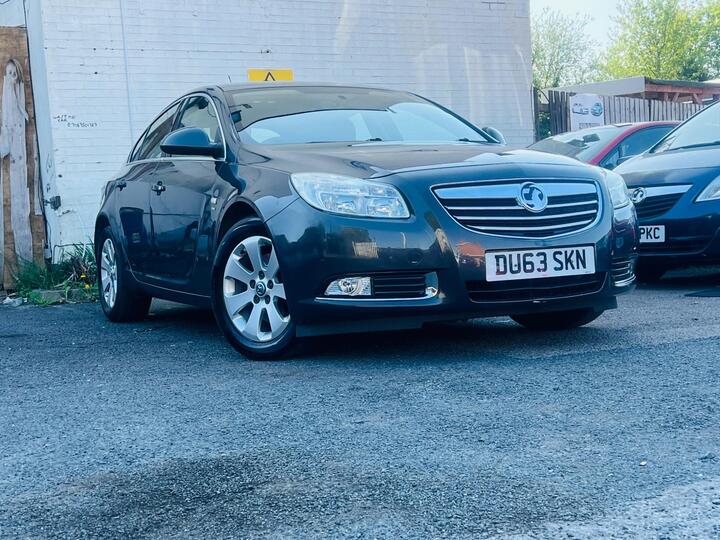 Vauxhall Insignia 2.0 CDTi SRi Auto Euro 5 5dr Vauxhall Insignia 2.0 CDTi SRi Auto Euro 5 5dr