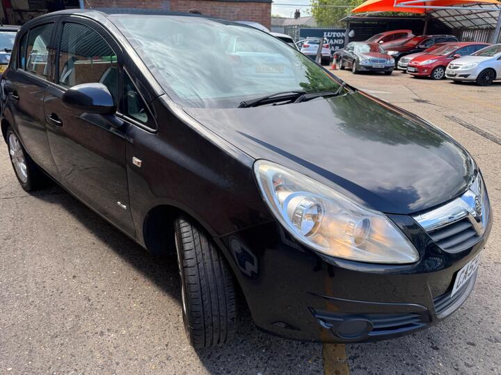 Vauxhall Corsa 1.4i 16v Club 5dr