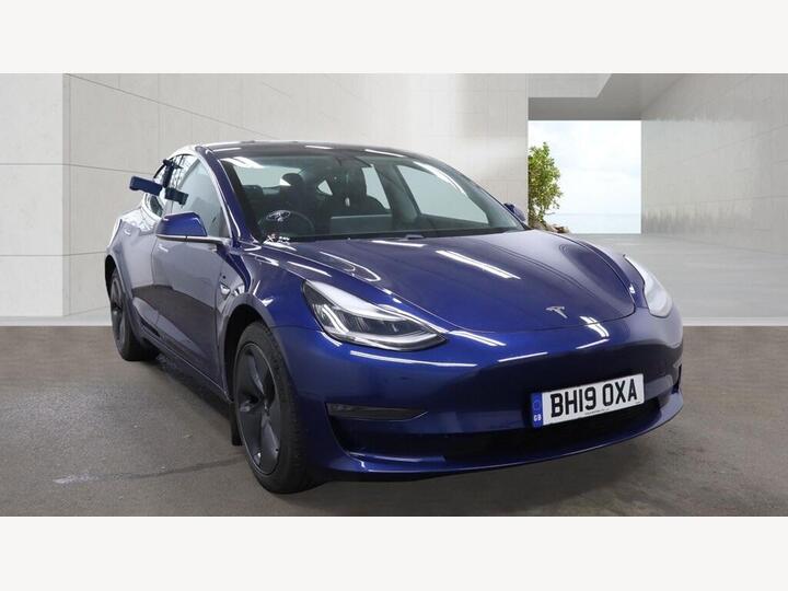 Tesla Model 3 Standard Range Plus Auto RWD 4dr