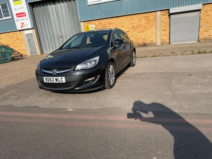 Vauxhall Astra 1.6 16v SRi Euro 5 5dr