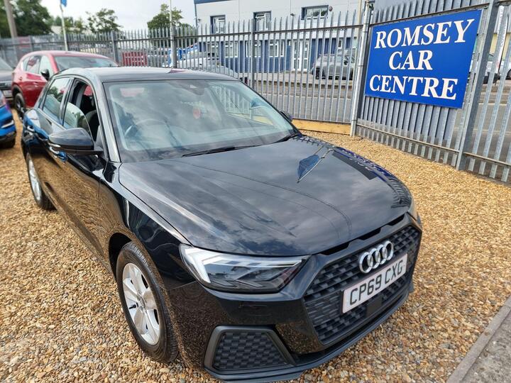 Audi A1 1.0 TFSI 25 Technik Sportback Euro 6 (s/s) 5dr