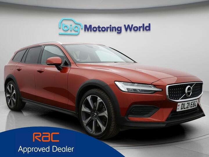 Volvo V60 Cross Country 2.0 B4 MHEV Auto AWD Euro 6 (s/s) 5dr Volvo V60 Cross Country 2.0 B4 MHEV Auto AWD Euro 6 (s/s) 5dr