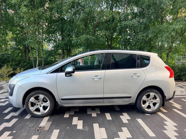 Peugeot 3008 2.0 HDi Exclusive Euro 5 5dr