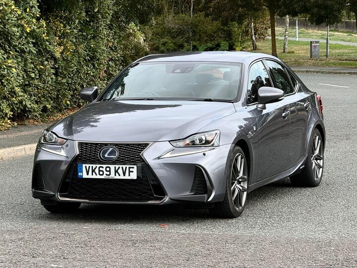 Lexus IS 2.5 300h F Sport E-CVT Euro 6 (s/s) 4dr