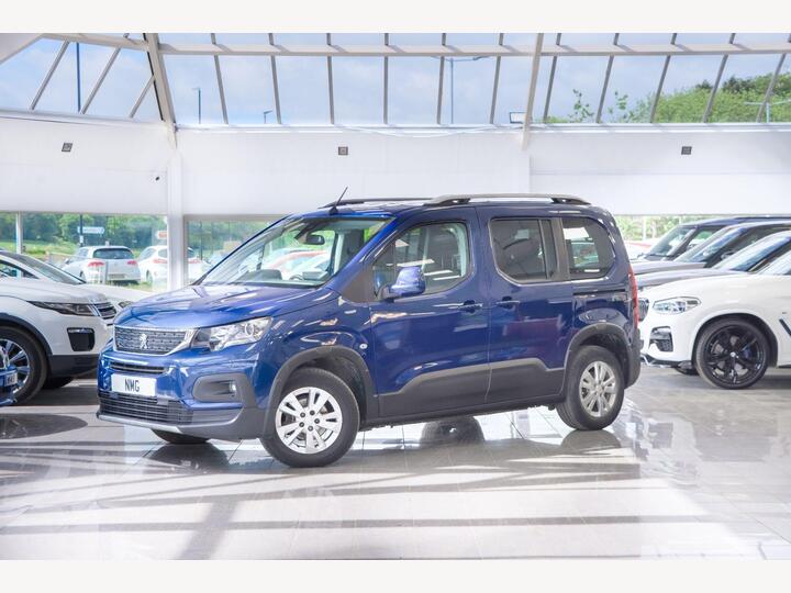 Peugeot RIFTER 1.5 BlueHDi Allure Premium Long MPV Euro 6 (s/s) 5dr Peugeot RIFTER 1.5 BlueHDi Allure Premium Long MPV Euro 6 (s/s) 5dr