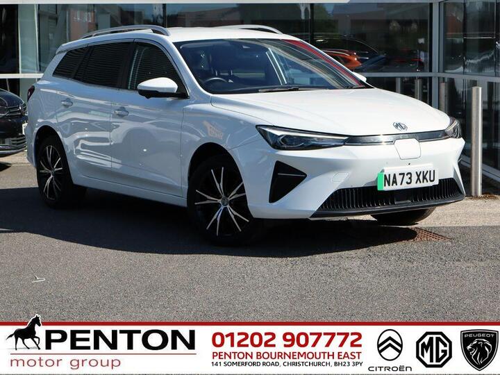 MG MG5 61.1kWh Trophy Long Range Auto 5dr