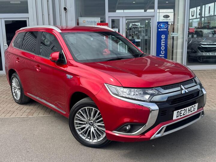 Mitsubishi Outlander 2.4h TwinMotor 13.8kWh Dynamic CVT 4WD Euro 6 (s/s) 5dr Mitsubishi Outlander 2.4h TwinMotor 13.8kWh Dynamic CVT 4WD Euro 6 (s/s) 5dr