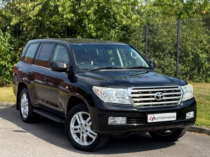 Toyota Land Cruiser 4.5 D-4D V8 Auto 4WD Euro 4 5dr Toyota Land Cruiser 4.5 D-4D V8 Auto 4WD Euro 4 5dr