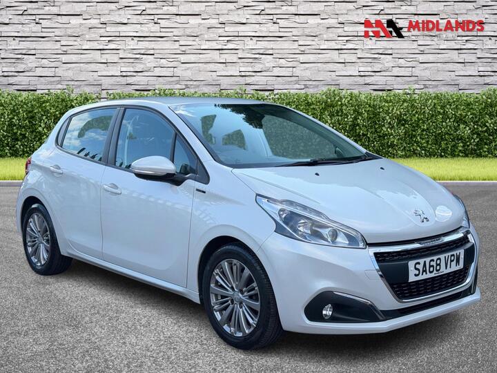 Peugeot 208 1.2 PureTech Signature Euro 6 (s/s) 5dr