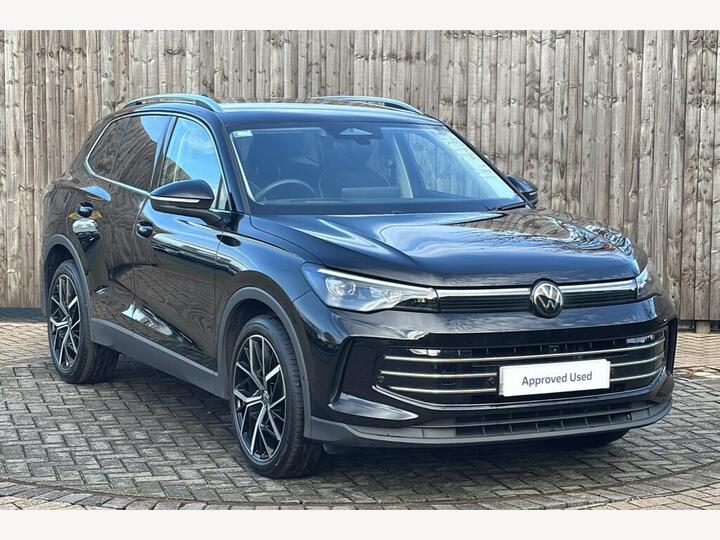 Volkswagen Tiguan 1.5 ETSI MHEV Elegance DSG Euro 6 (s/s) 5dr