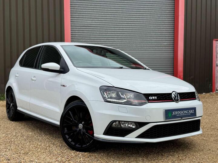 Volkswagen POLO 1.8 TSI BlueMotion Tech GTI Euro 6 (s/s) 5dr Volkswagen POLO 1.8 TSI BlueMotion Tech GTI Euro 6 (s/s) 5dr