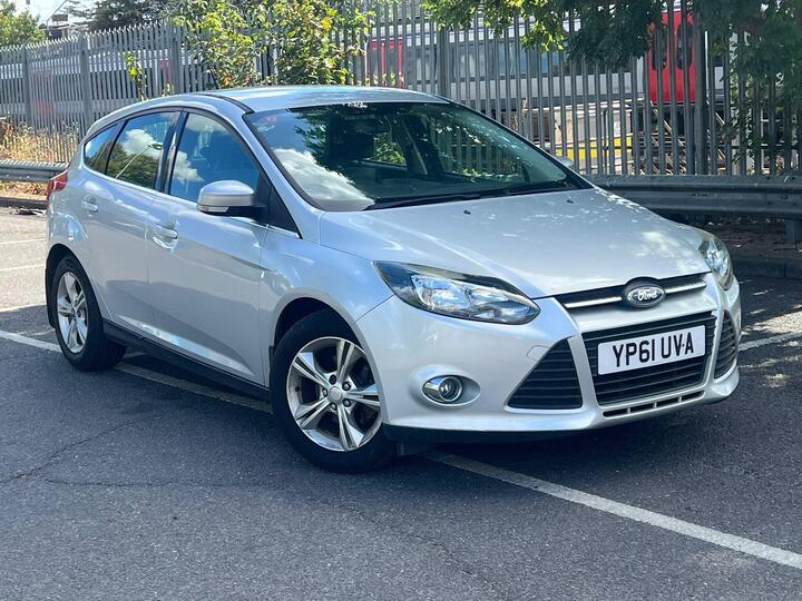 Ford Focus 1.6 Zetec Powershift Euro 5 5dr