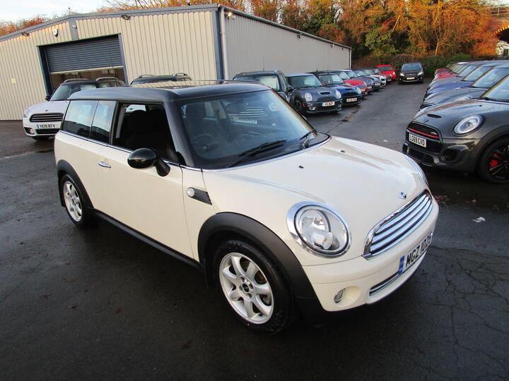 MINI Clubman 1.6 Cooper Euro 4 5dr MINI Clubman 1.6 Cooper Euro 4 5dr