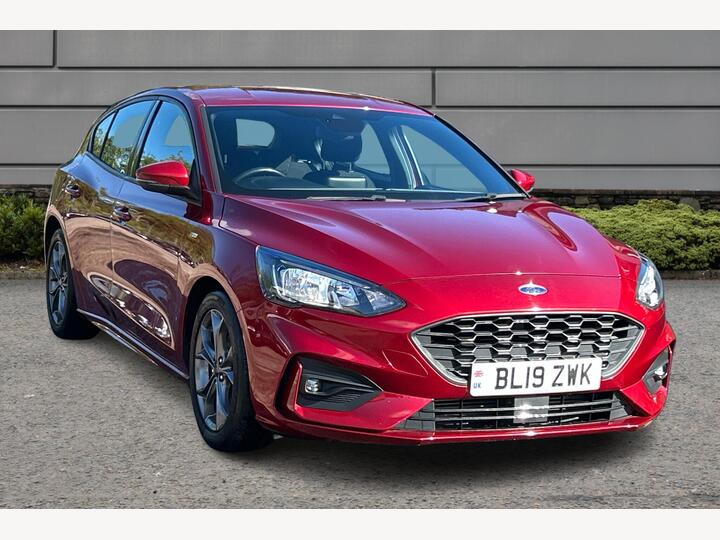 Ford Focus 1.0T EcoBoost ST-Line Euro 6 (s/s) 5dr