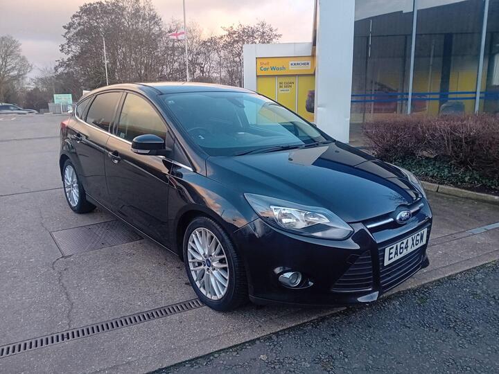 Ford Focus 1.0T EcoBoost Zetec Euro 5 (s/s) 5dr