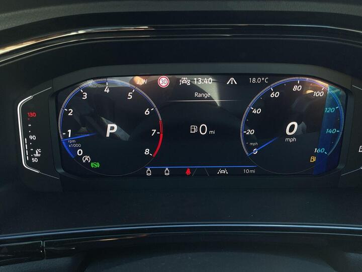 Volkswagen T-ROC 1.5 TSI R-Line DSG 2WD Euro 6 (s/s) 2dr