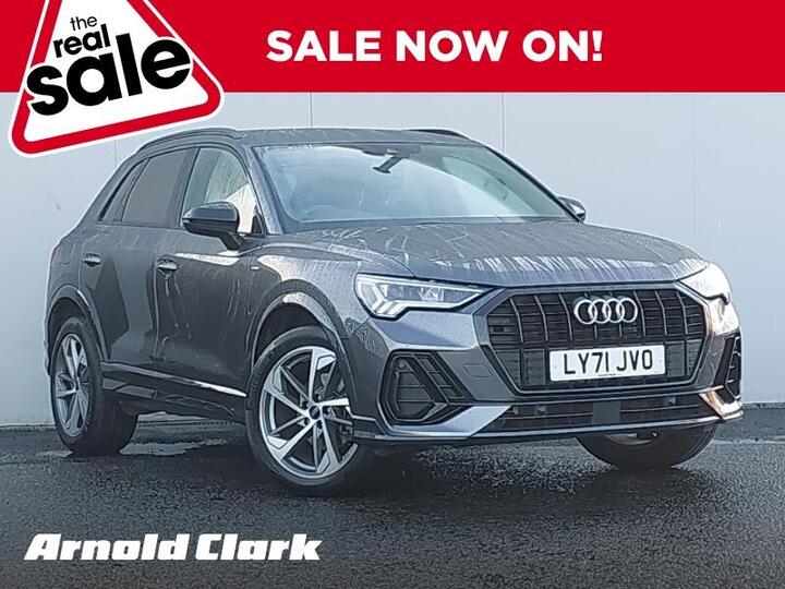 Audi Q3 1.5 TFSI CoD 35 Black Edition S Tronic Euro 6 (s/s) 5dr