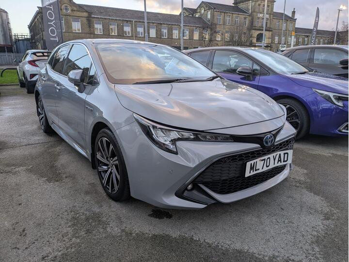 Toyota Corolla 1.8 VVT-h Design CVT Euro 6 (s/s) 5dr